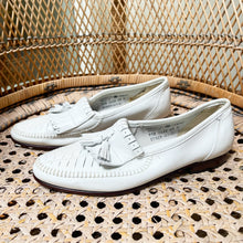 Load image into Gallery viewer, Ashton White Loafers (M9) (W10 1/2)
