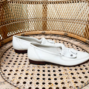 Ashton White Loafers (M9) (W10 1/2)