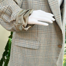 Load image into Gallery viewer, Arthur Silk&amp;Wool Check Blazer
