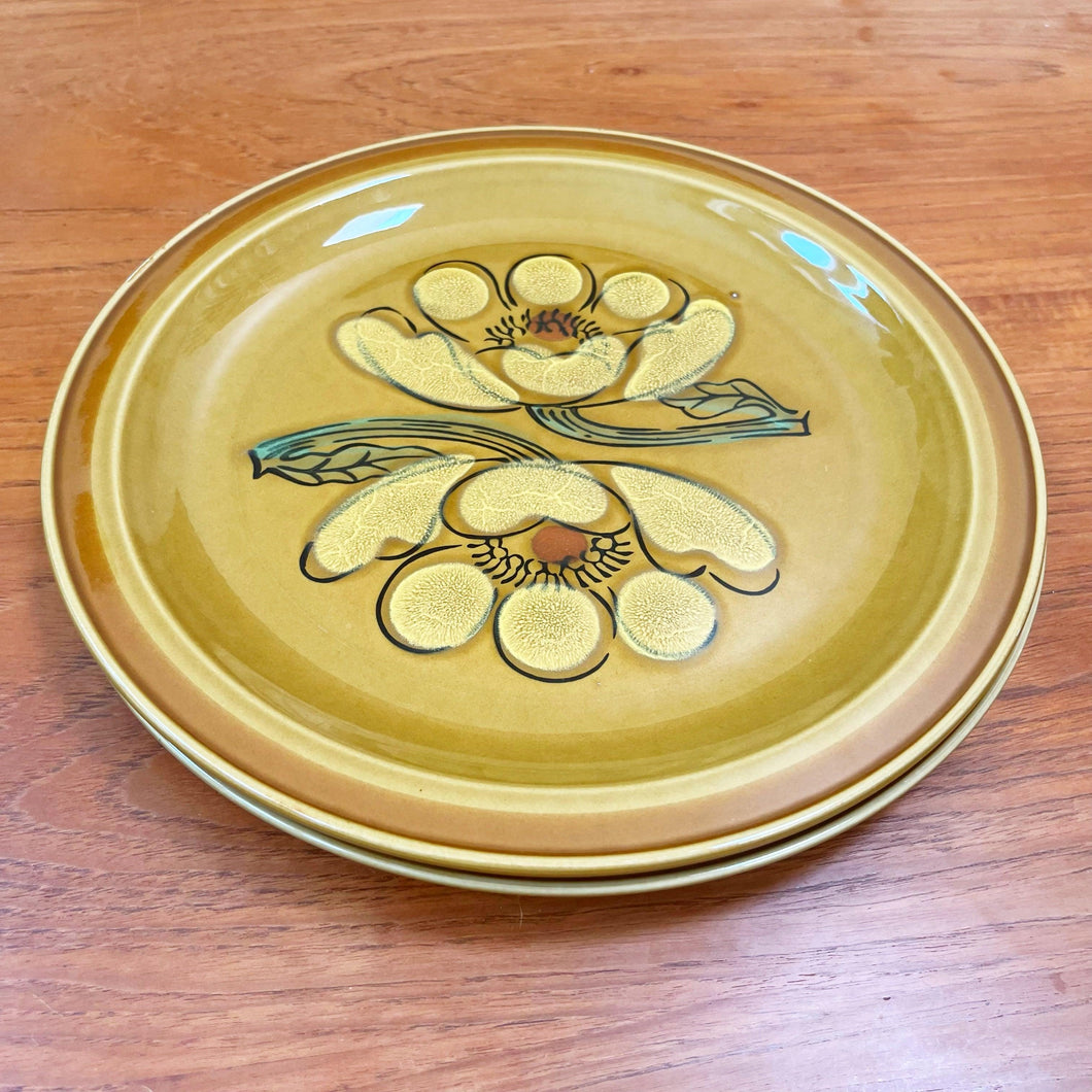 Calypso Stoneware Server Plates