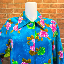 Load image into Gallery viewer, Turquoise Floral Velour Over Coat
