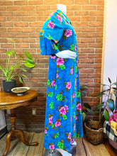 Load image into Gallery viewer, Turquoise Floral Velour Over Coat
