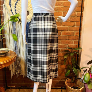 B&W Check Midi Kilt