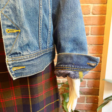 Load image into Gallery viewer, Lee Blanket Lined Jean Jacket
