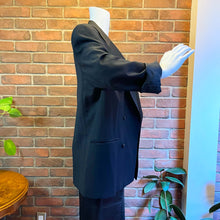 Load image into Gallery viewer, Pierre Cardin Black DB Blazer
