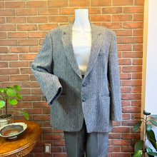 Load image into Gallery viewer, Harris Tweed Wool Blazer
