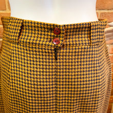 Load image into Gallery viewer, JNY Caramel Houndstooth Skirt
