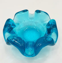 Load image into Gallery viewer, Blue Glass Dish
